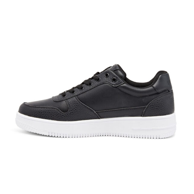 Maveric II - Black/White SELLING FAST - Image 2